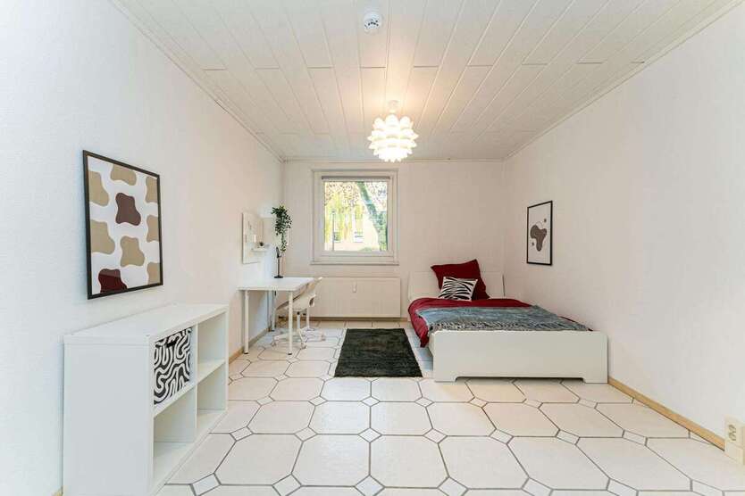 WG-Zimmer in Potsdam 680 € 16.3 m² zimmer