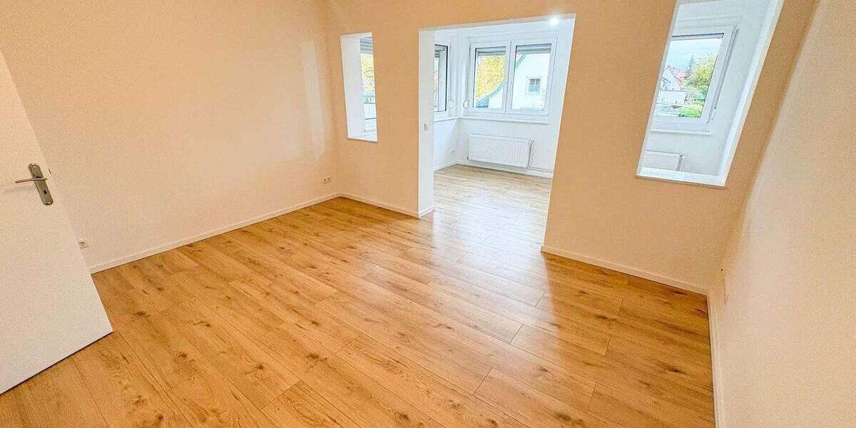 Etagenwohnung Berlin Borsigwalde - 3 Zimmer, 83 m&sup2;, 1.550&euro; | Angebot:25779082