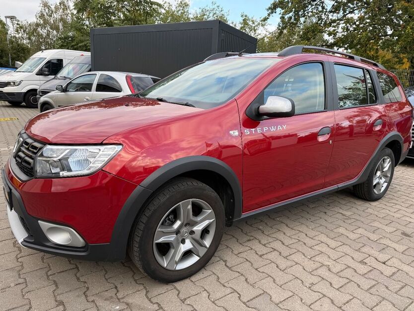 Dacia Logan 99.900 km 9.800 € Berlin 13581