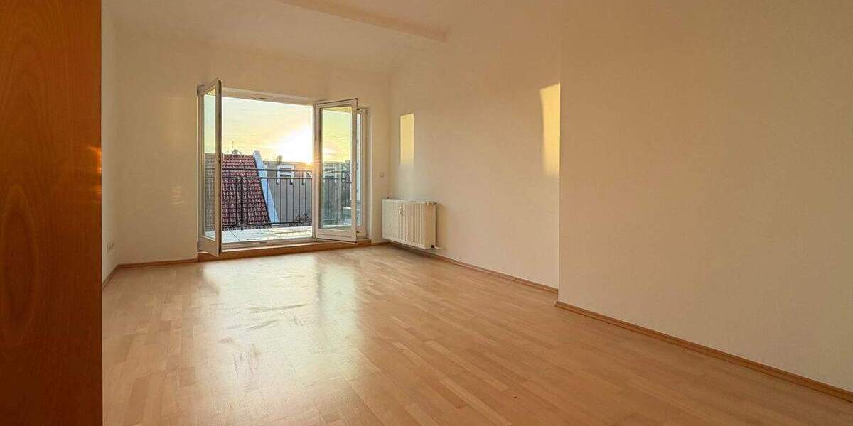 Etagenwohnung Berlin Friedrichshain - 3 Zimmer, 70 m&sup2;, 1.720&euro; | Angebot:24582284