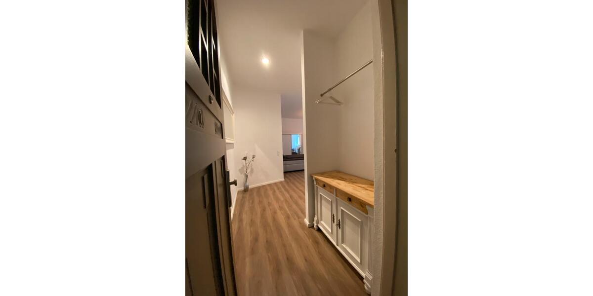 Etagenwohnung Berlin Treptow-Köpenick - 1 Zimmer, 49 m&sup2;, 842&euro; | Angebot:26247850