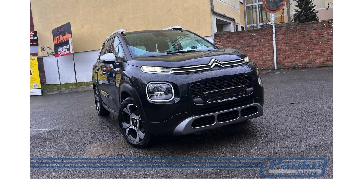 Citroen C3 Aircross 1.2 PT 110 Shine S&S*Pano*HUD*AHK*NV 106.353 km 9.990 &euro; Berlin 13187