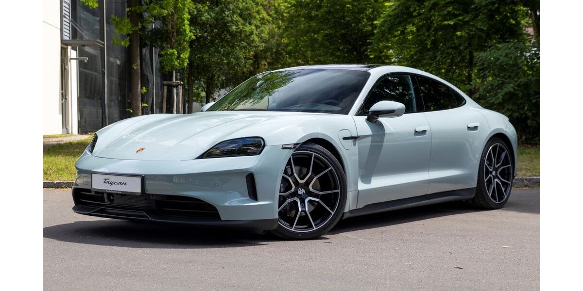 Porsche Taycan 3.500 km 117.900 € Berlin 10587