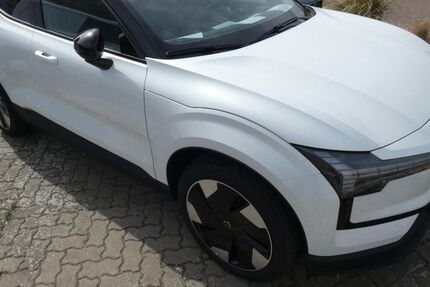 Volvo EX30 6.000 km 37.490 &euro; Berlin Tegel 13509