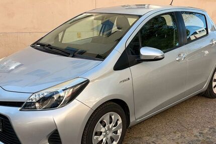 Toyota Yaris 184.000 km 7.500 &euro; Berlin 13359
