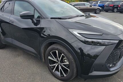 Toyota C-HR 9.600 km 33.990 € Schönefeld OT Großziethen 12529