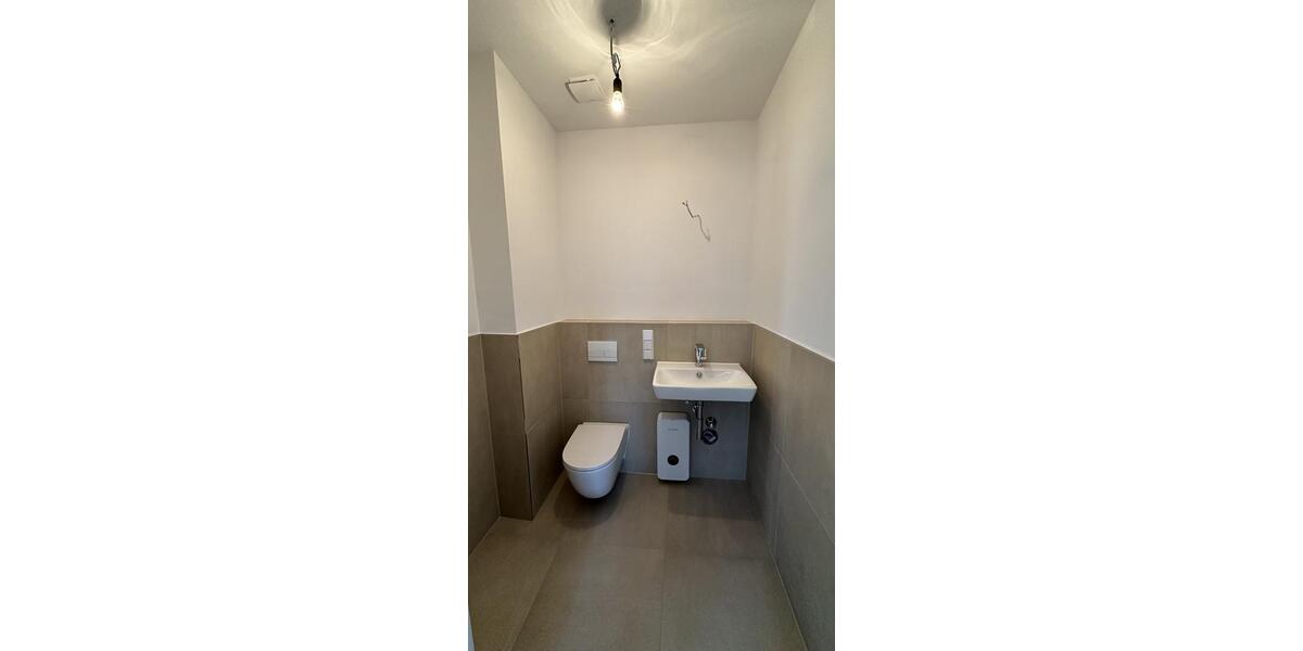 Einfamilienhaus Ludwigsfelde - 3 Zimmer, 141 m&sup2;, 1.960&euro; | Angebot:23081568