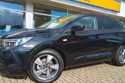 Opel Grandland (X) 15.704 km 22.980 &euro; Potsdam 14480