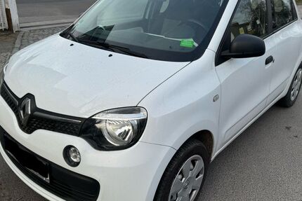 Renault Twingo 162.455 km 2.749 &euro; Berlin 12099