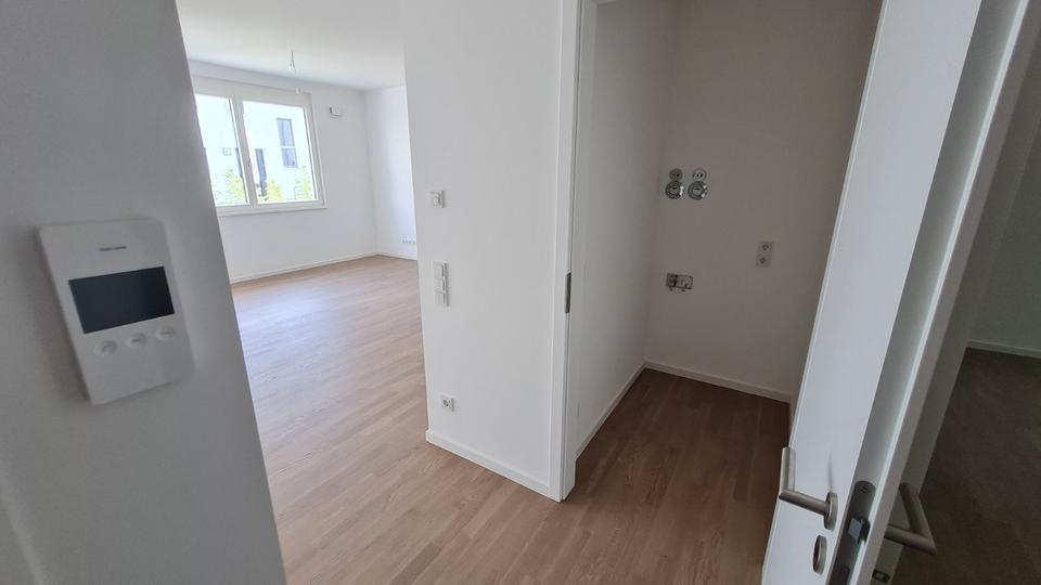 Erdgeschoßwohnung Berlin Marzahn-Hellersdorf - 2 Zimmer, 68 m&sup2;, 1.196&euro; | Angebot:26562653