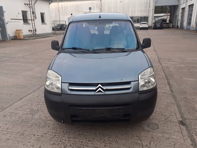 Citroen Berlingo 124.900 km 3.998 € Oranienburg 16515