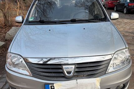 Dacia Logan 78.100 km 3.500 &euro; Berlin 10555