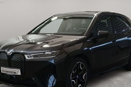 BMW iX 38.622 km 41.400 &euro; Berlin 14057
