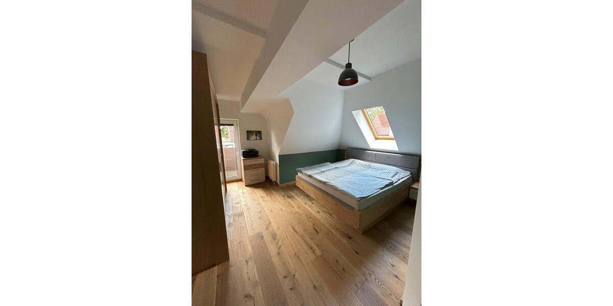 Dachgeschoßwohnung Hohen Neuendorf - 3 Zimmer, 64 m&sup2;, 360.000&euro; | Angebot:26945341
