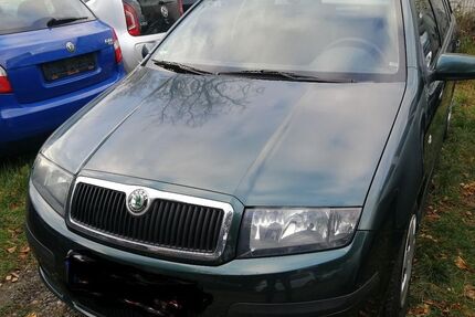 Skoda Fabia 106.000 km 2.850 € Schönefeld OT-Waltersdorf 12529