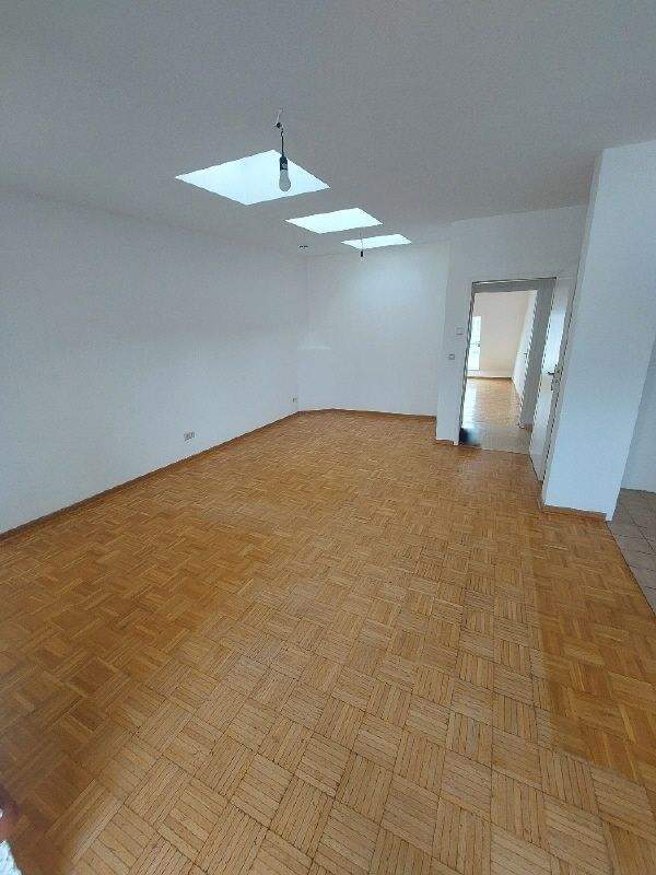 Charmantes Dachgeschoß mit Terrasse gesucht? 3 zimmer