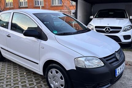 VW Fox 127.721 km 2.680 &euro; Berlin 13403