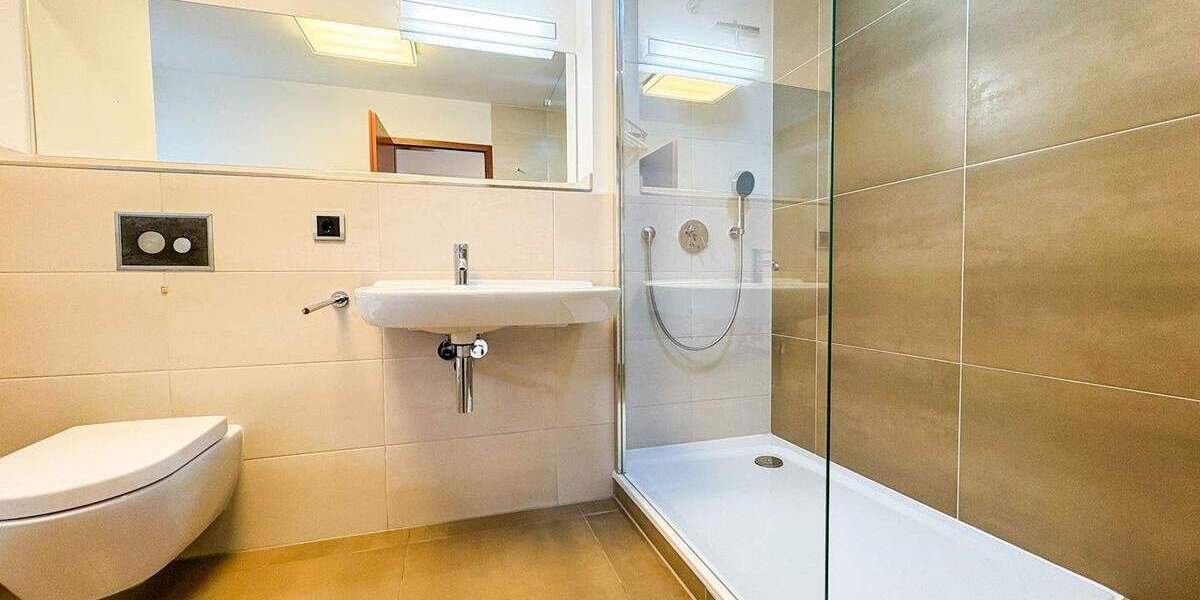 Etagenwohnung Berlin Grünau - 3 Zimmer, 90 m&sup2;, 1.550&euro; | Angebot:24847677