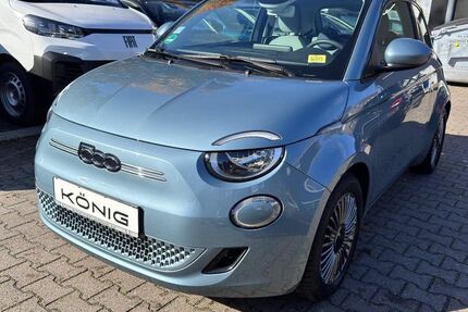 Fiat 500 18.303 km 17.888 &euro; Berlin 13509