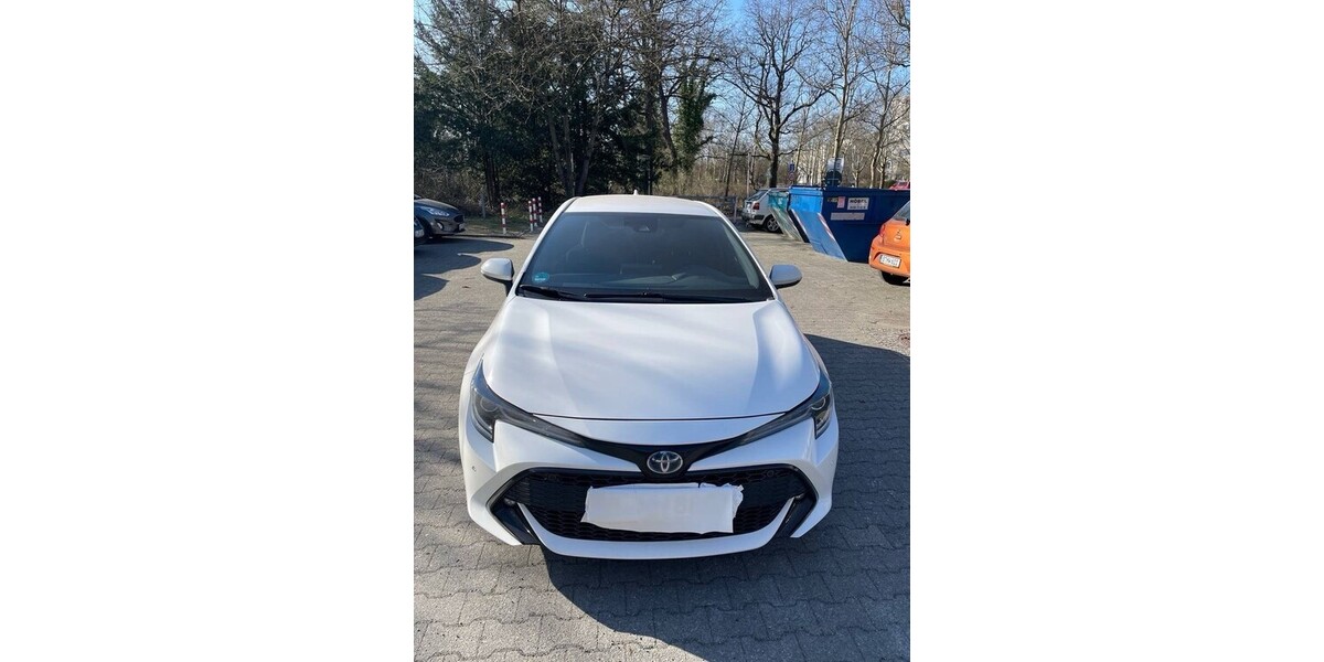 Toyota Corolla 38.500 km 20.500 &euro; Berlin 10178