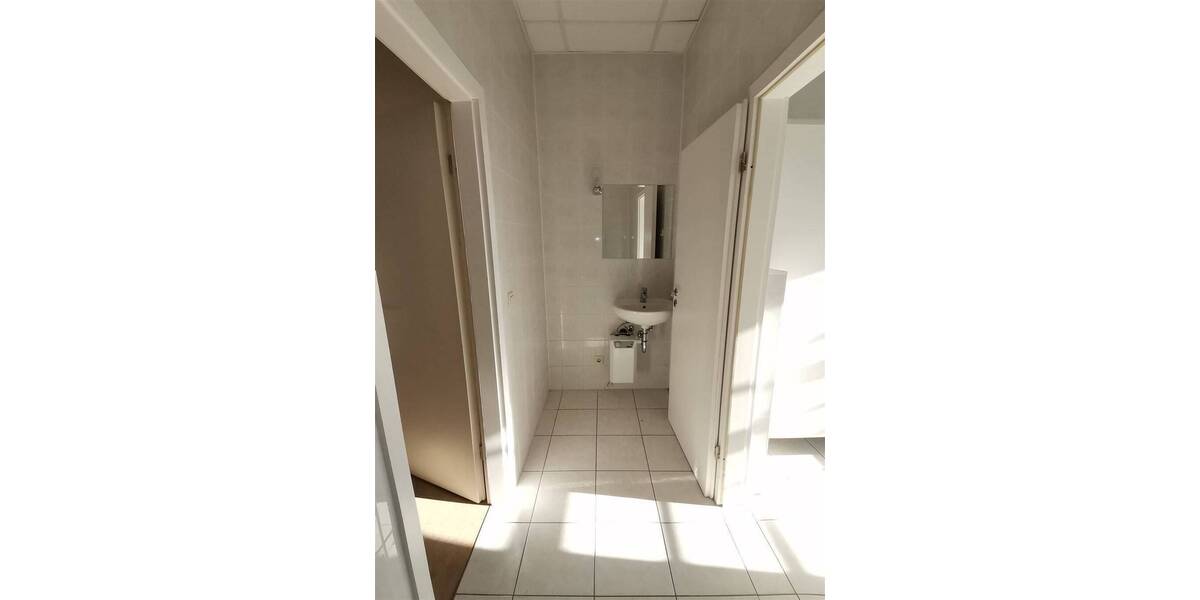 Gewerbeobjekt Bernau bei Berlin Bernau - 2 Zimmer, 190 m&sup2;, 1.520&euro; | Angebot:26554133
