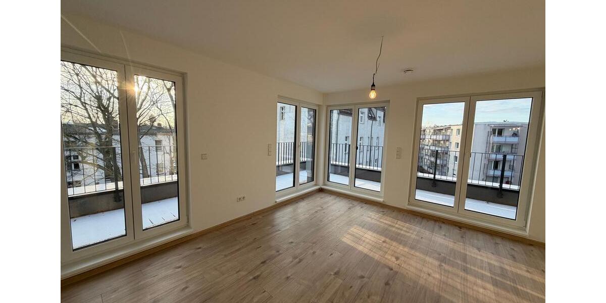 Dachgeschoßwohnung Berlin Treptow-Köpenick - 2 Zimmer, 61 m&sup2;, 1.392&euro; | Angebot:22987354