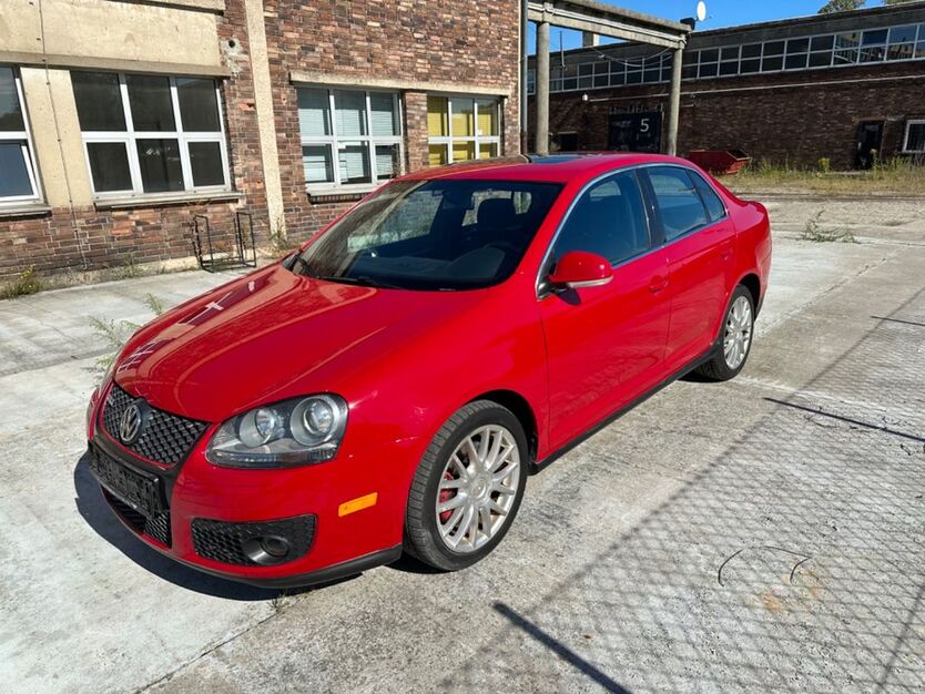 VW Jetta 107.211 km 5.999 € Berlin 13591