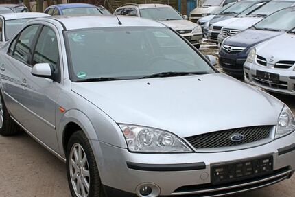 Ford Mondeo 288.500 km 999 &euro; Berlin 13057