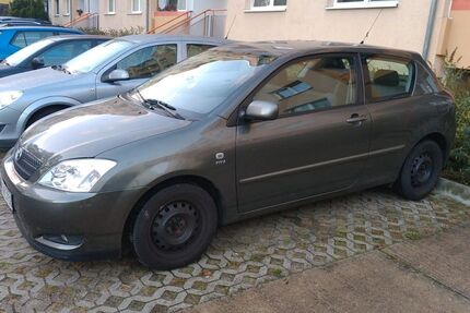 Toyota Corolla 90.000 km 2.700 € Strausberg 15344