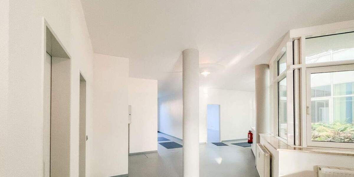 Gewerbeobjekt Stahnsdorf - 5 Zimmer, 253 m&sup2;, 2.406&euro; | Angebot:25737106