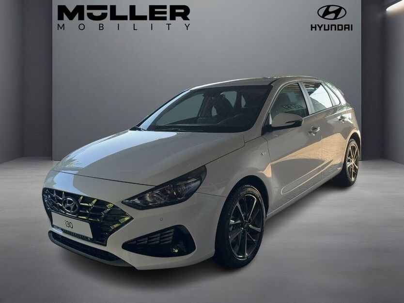 i30