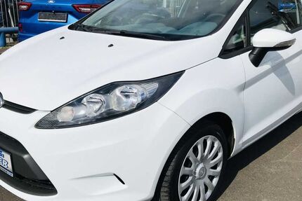Ford Fiesta 74.050 km 5.555 &euro; Berlin 13127