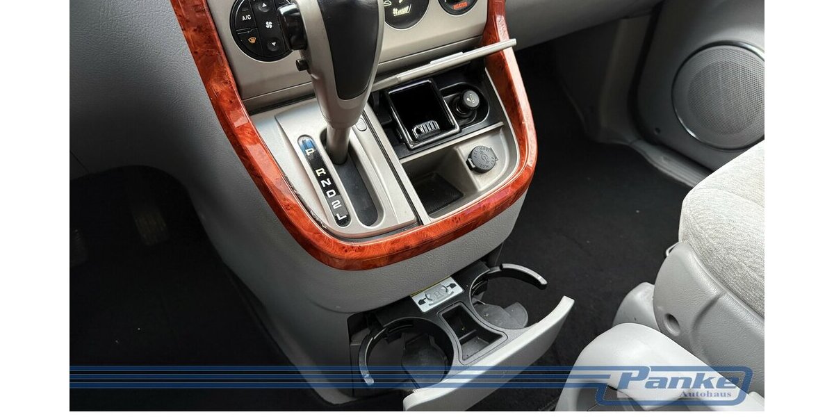 Kia Carnival 2.9 CRDi EX Aut.*6Sitz*Export*Pano*SHZ* 208.364 km 4.490 &euro; Berlin 13187