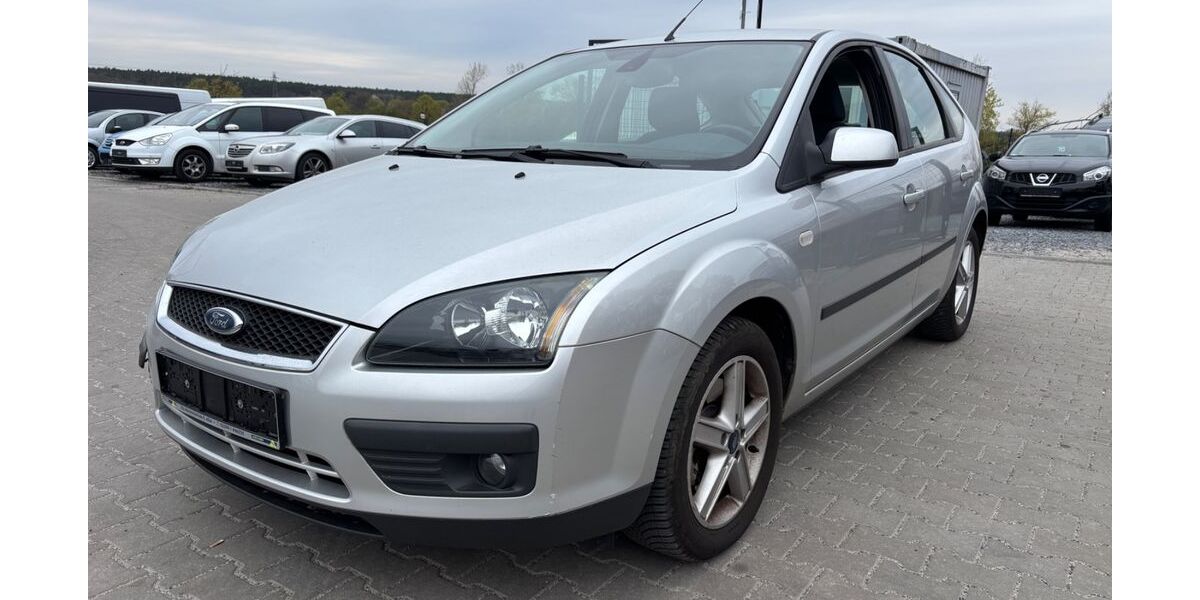 Ford Focus 90.000 km 1.999 &euro; Wildau 15745