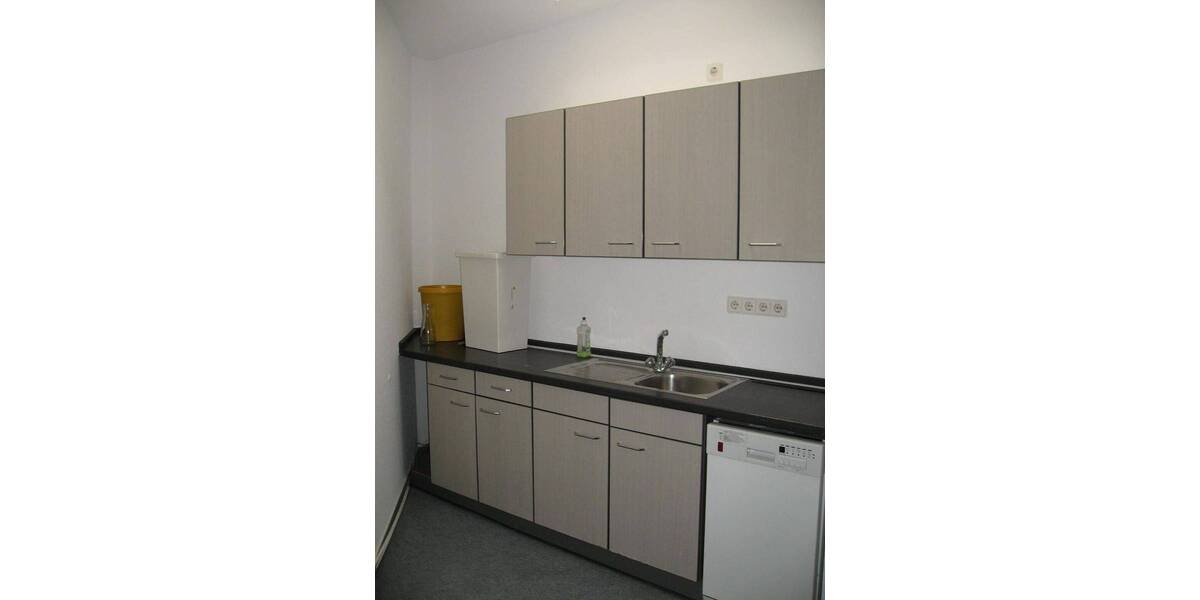 Gewerbeobjekt Berlin Prenzlauer Berg - 7 Zimmer, 194 m&sup2;, 3.492&euro; | Angebot:25663750