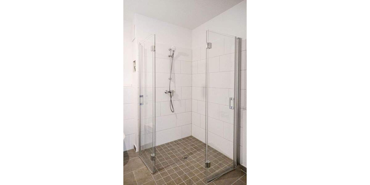 Etagenwohnung Berlin Siemensstadt - 2 Zimmer, 77 m&sup2;, 1.376&euro; | Angebot:25803169