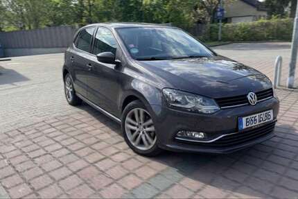 VW Polo 110.300 km 11.000 &euro; Berlin 12353