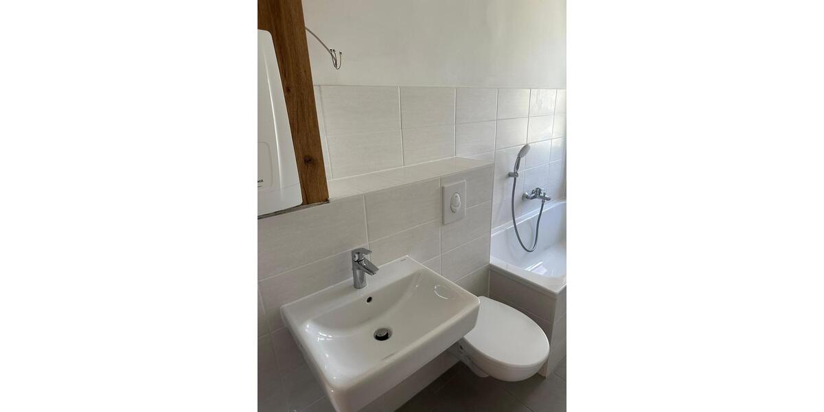 Etagenwohnung Berlin Treptow-Köpenick - 5 Zimmer, 120 m&sup2;, 1.850&euro; | Angebot:26447632
