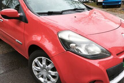 Renault Clio 163.000 km 2.990 &euro; Berlin - Schöneberg 10781