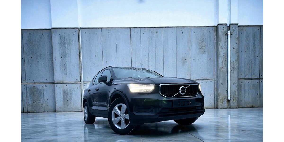 Volvo XC40 114.120 km 17.499 &euro; Potsdam 14482