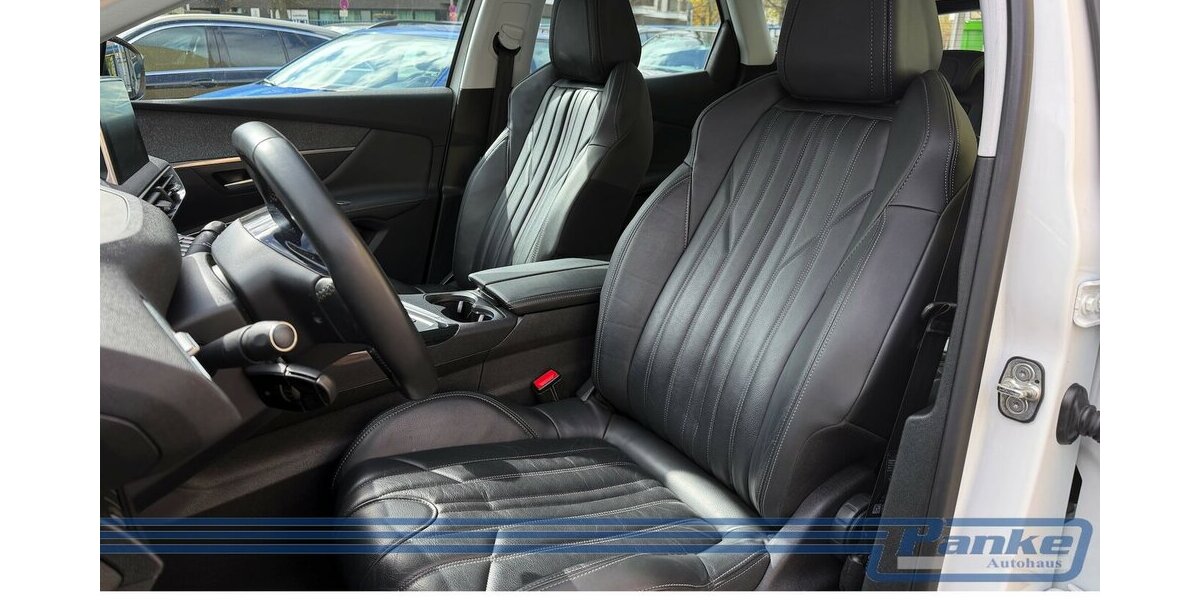 Peugeot 3008 Pano*F+R-Cam*Leder*Navi*Car-Play*E-Heck* 68.784 km 15.990 &euro; Berlin 13187