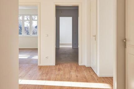 Traumhafte 4-Zimmer-Familienwohnung in lichtdurchfluteter Stadtvilla zimmer