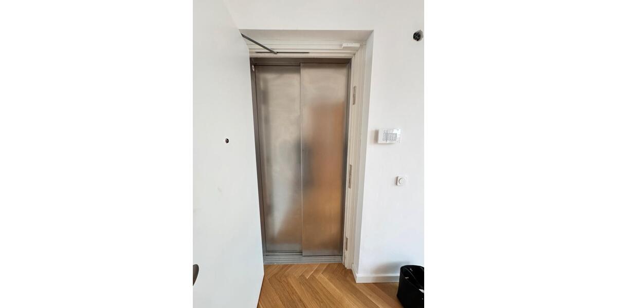 Einfamilienhaus Berlin Charlottenburg-Wilmersdorf - 4 Zimmer, 125 m&sup2;, 3.700&euro; | Angebot:25921244