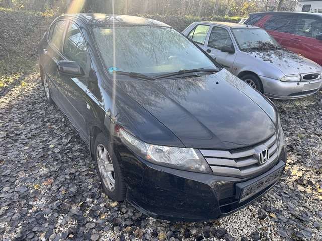 Honda Civic 95.000 km 2.300 € Bernau 16321