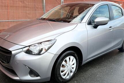 Mazda 2 145.000 km 5.499 &euro; Berlin 12057