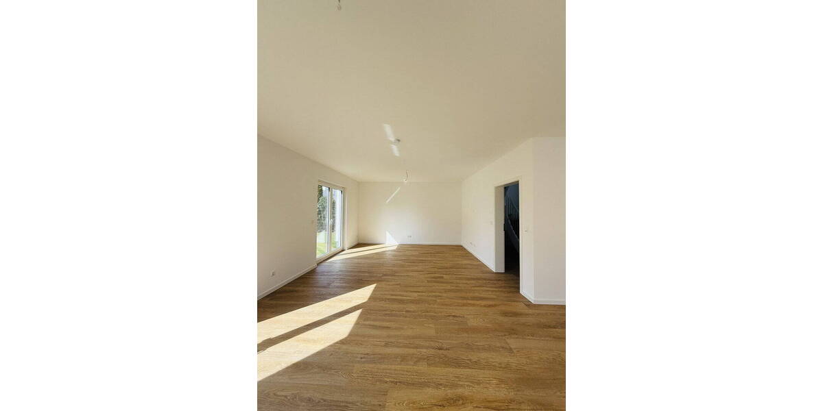 Einfamilienhaus Berlin Kaulsdorf - 4 Zimmer, 154 m&sup2;, 2.800&euro; | Angebot:26355994