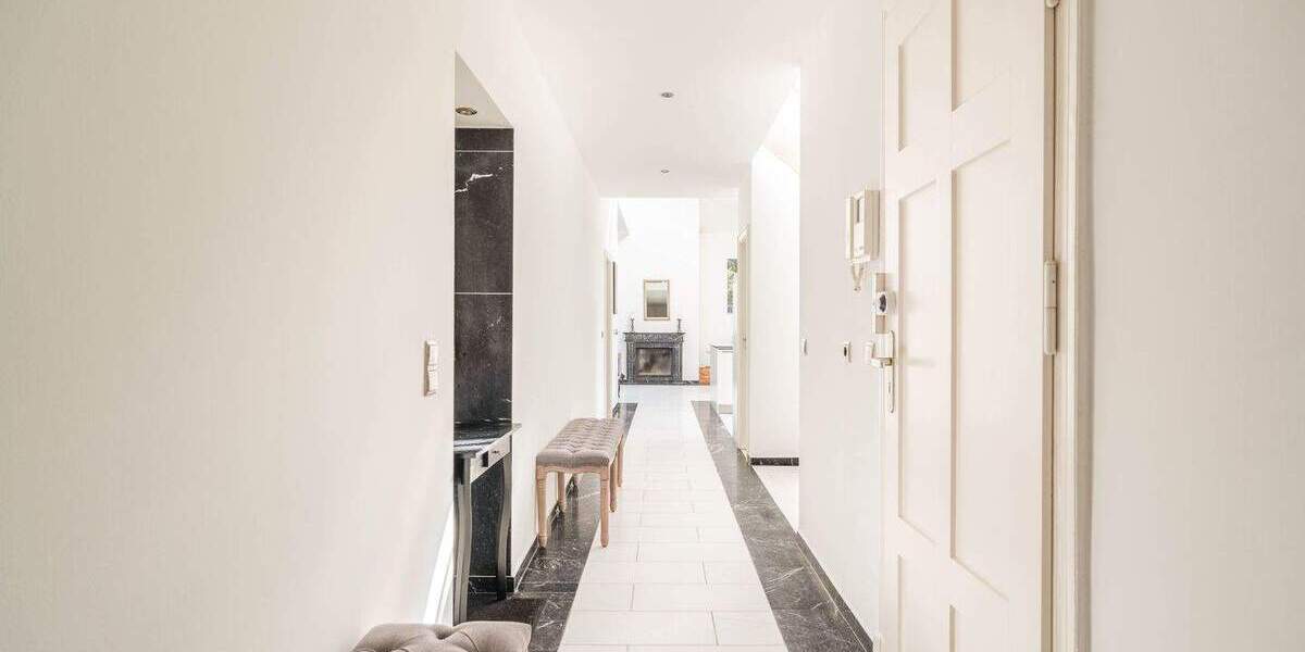 Etagenwohnung Potsdam Berliner Vorstadt - 5 Zimmer, 202 m&sup2;, 3.500&euro; | Angebot:25709725