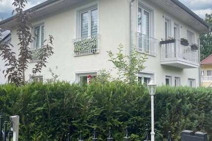 Haus zum Mieten in Berlin Kladow 2.500 € 122 m²