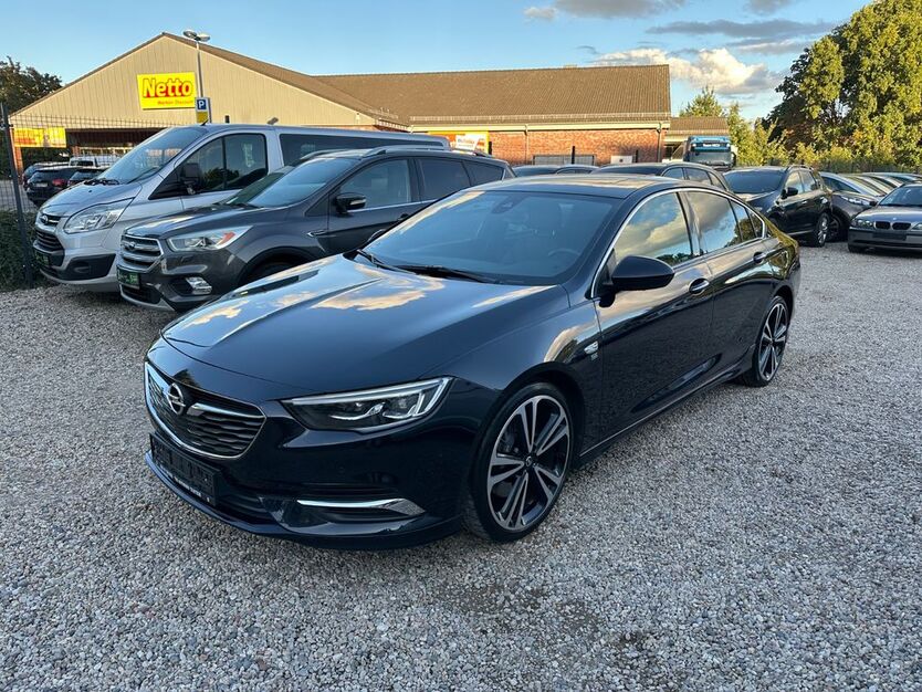 Opel Insignia 90.000 km 21.490 € Berlin 13127