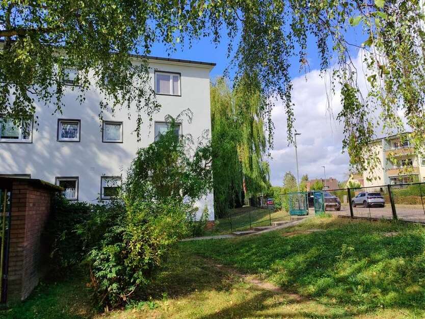 Wohnung zum Kaufen in Berlin 299.400 € 82.04 m²